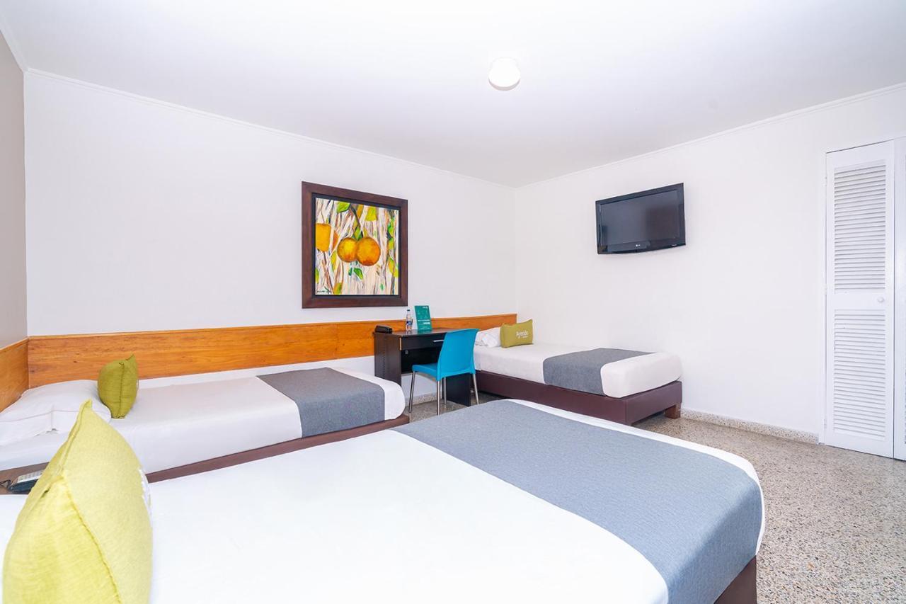 Hotel Oasis ريونيغرو المظهر الخارجي الصورة