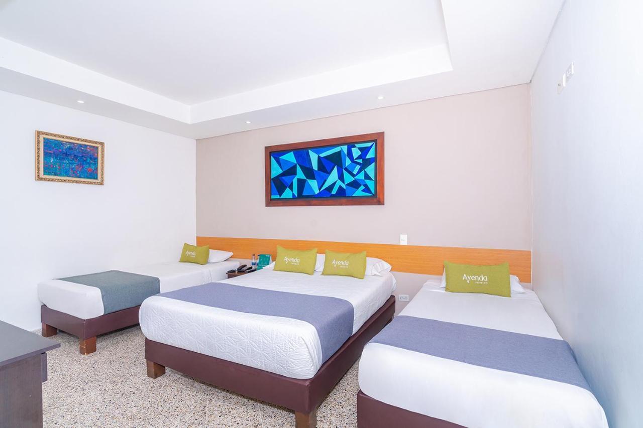 Hotel Oasis ريونيغرو المظهر الخارجي الصورة