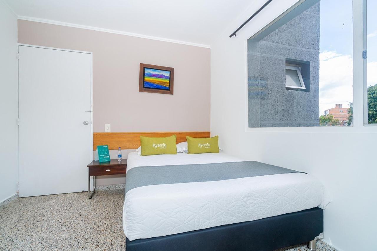 Hotel Oasis ريونيغرو المظهر الخارجي الصورة